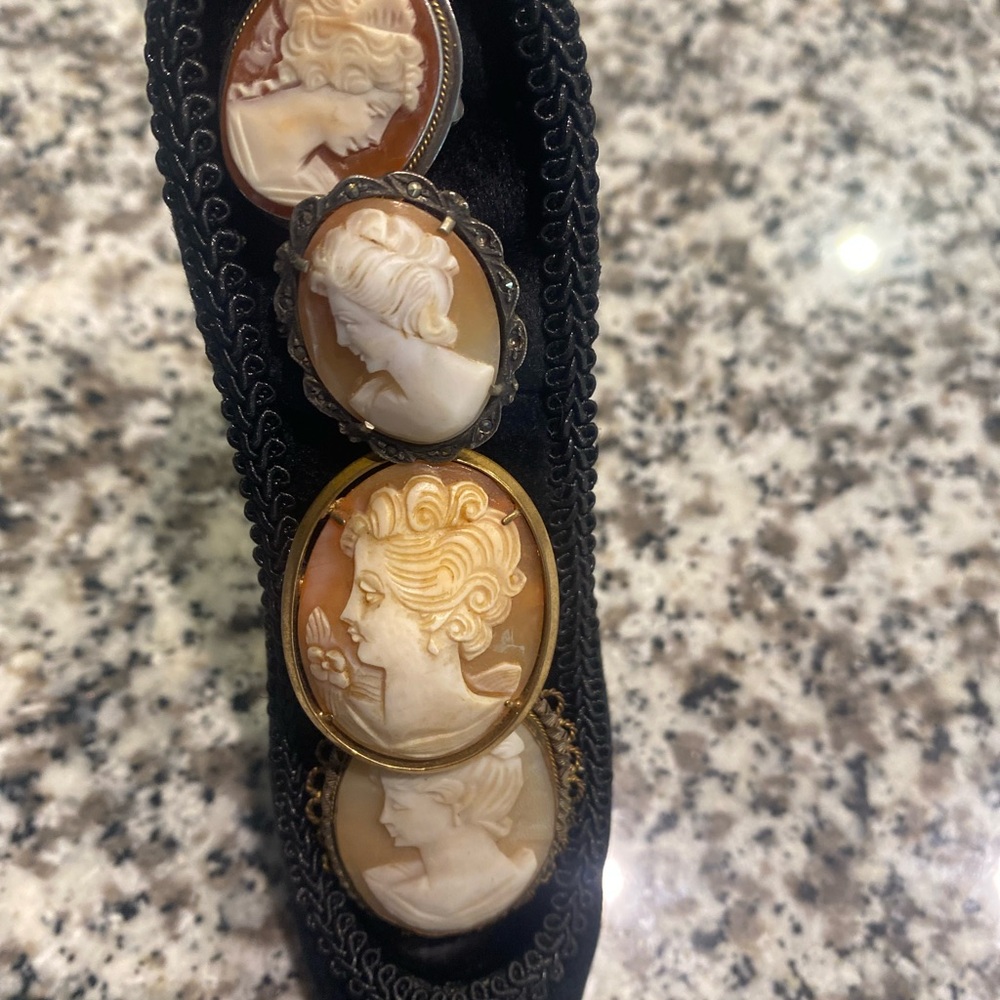 Authentic Vintage carved shell Cameo Brooch 4 piece Set in Gold and Silver